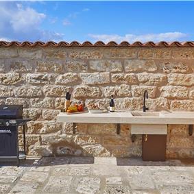 Two 3 bedroom villas with private pools, Alcamo, each sleeps 6-7
